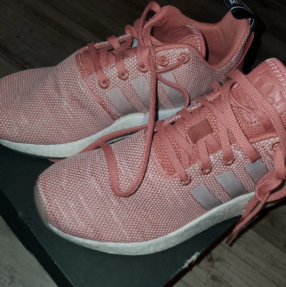 ***SOLD***Adidas nmd R2 - Picture 4 of 5